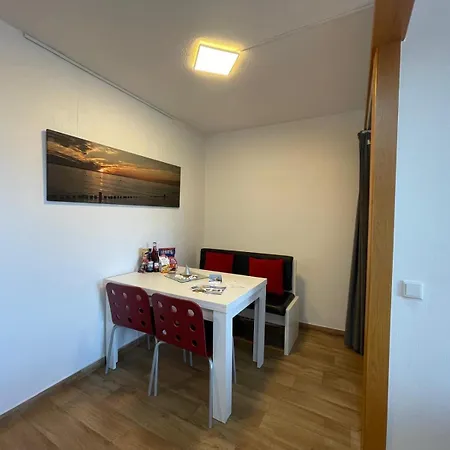 #backbord# Direkt An Der Ostsee *